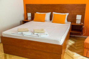 Отель Belgrade Downtown Apartment  Белград